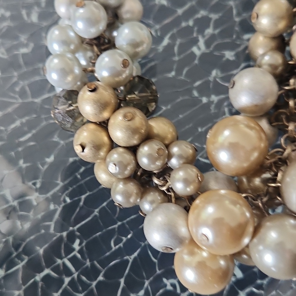 NWOT Lia Sophia Pearl Necklace - Picture 4 of 5